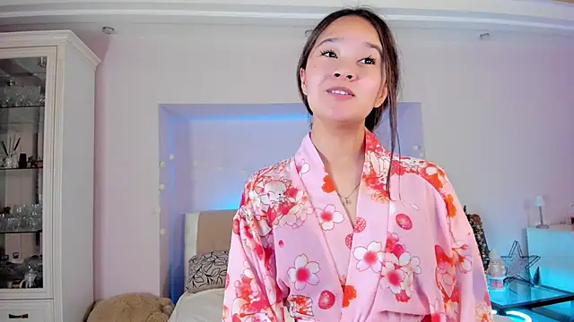 Snapshot of Maekko chatting on January 2025 05:24:01 PM Maekko online show from January 2025 05:24:01 PM