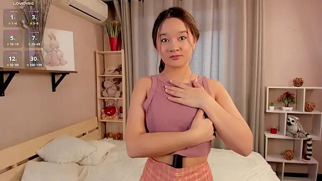 Snapshot of Maekko chatting on February 2025 12:11:01 PM Maekko online show from February 2025 12:11:01 PM