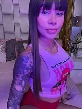 Karol Towers online show from February 2025 12:00:02 AM