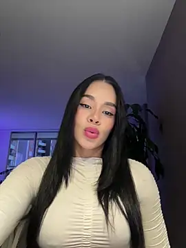 Karol Towers online show from March 2025 11:22:01 PM