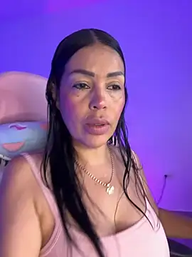 KarolRubi1 online show from November 2025 10:34:02 PM