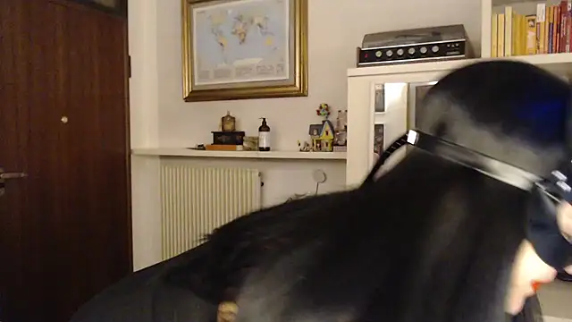 LasolitaAuri online show from February 2025 10:09:01 PM