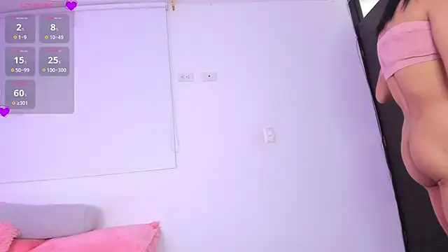 NicoleJaymes  online show from December 2024 11:28:01 PM