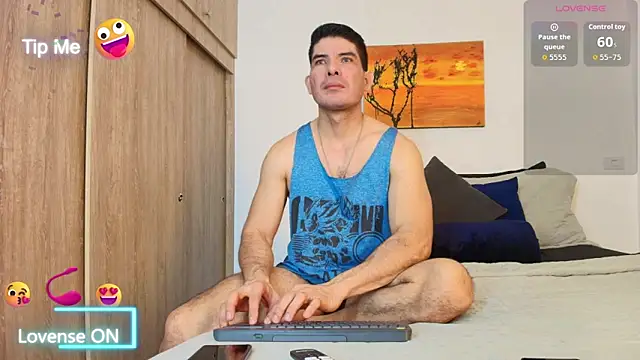 Snapshot of Andrewstelle_coleman chatting on November 2025 06:10:01 PM Andrewstelle coleman online show from November 2025 06:10:01 PM