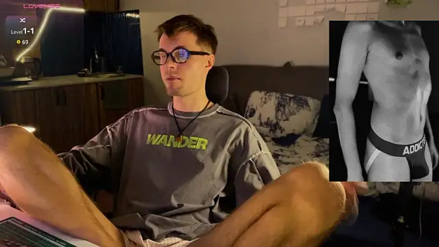 Leonnextdoor online show from March 2026 02:21:02 PM