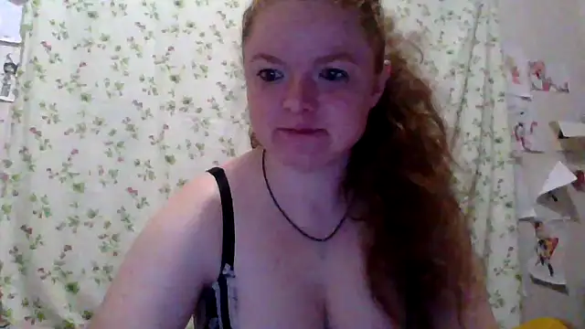 Snapshot of Rae_Jeannie chatting on April 2026 02:29:02 AM Rae Jeannie online show from April 2026 02:29:02 AM