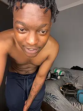 Redfucks333 online show from October 2025 07:58:02 PM