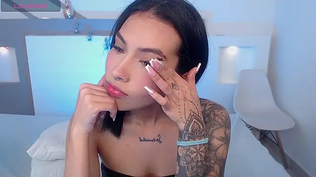 Snapshot of VenusEvans1 chatting on January 2025 12:03:01 PM VenusEvans1 online show from January 2025 12:03:01 PM