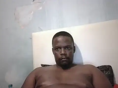 Snapshot of ThamiXX chatting on January 2025 01:59:01 AM ThamiXX online show from January 2025 01:59:01 AM