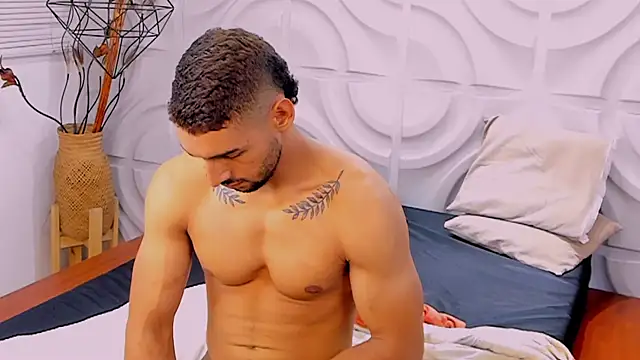 MarcoVitto online show from January 2025 06:35:01 AM