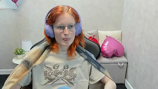 ElizabethHarpper online show from February 2026 09:21:02 AM