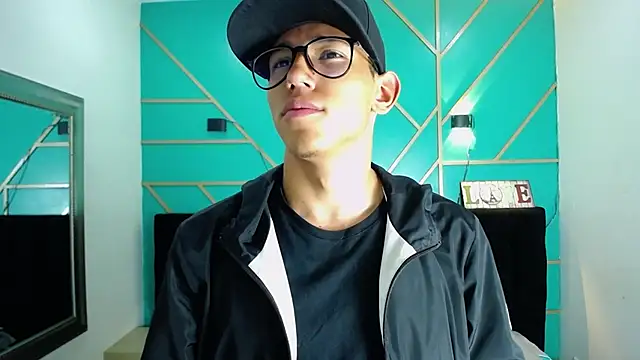 RyanPricee online show from January 2025 02:20:01 AM