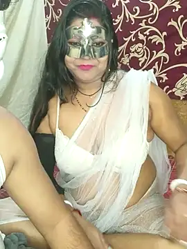 Hot muskaan online show from February 2025 06:10:01 PM