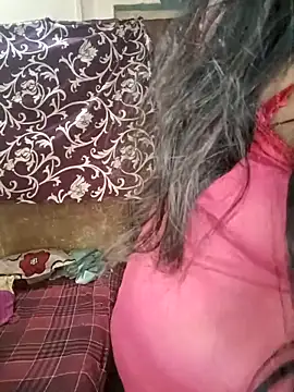 Hot muskaan online show from March 2025 06:11:02 PM