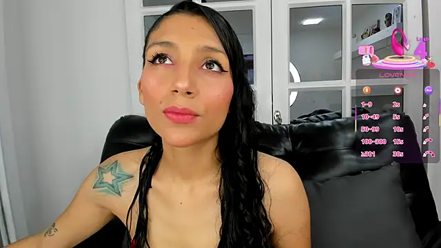 Snapshot of miss___evangeline chatting on February 2025 11:08:02 AM miss evangeline online show from February 2025 11:08:02 AM