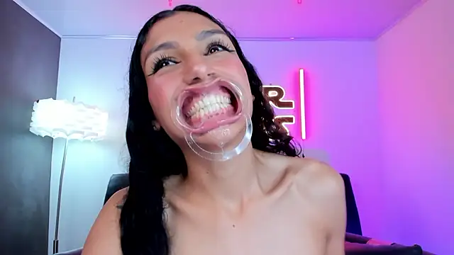 miss   evangeline online show from February 2026 06:40:02 AM