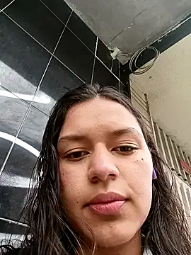 Snapshot of Danni_shy chatting on February 2025 01:58:01 PM Danni shy online show from February 2025 01:58:01 PM