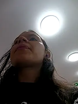 Snapshot of Danni_shy chatting on March 2025 03:37:01 PM Danni shy online show from March 2025 03:37:01 PM