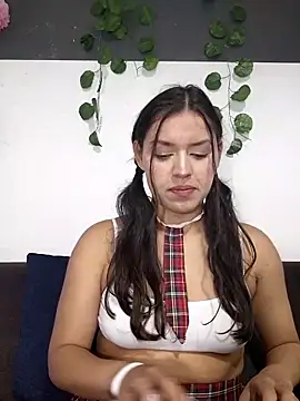 Snapshot of Danni_shy chatting on September 2025 01:27:02 AM Danni shy online show from September 2025 01:27:02 AM