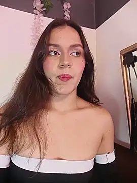 Danni shy online show from May 2026 10:18:01 PM