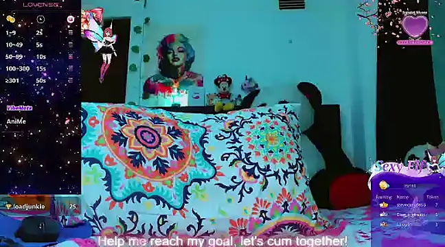 Snapshot of Alextwink chatting on December 2024 01:58:02 AM Alextwink online show from December 2024 01:58:02 AM