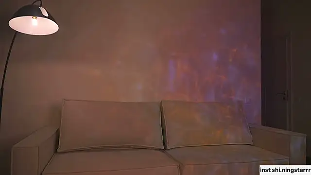 alittlestarrr online show from February 2025 09:52:01 PM