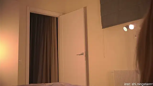 alittlestarrr online show from March 2025 04:54:02 PM