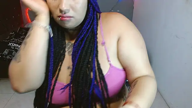 Snapshot of brittanysexhot chatting on January 2025 02:32:01 PM brittanysexhot online show from January 2025 02:32:01 PM