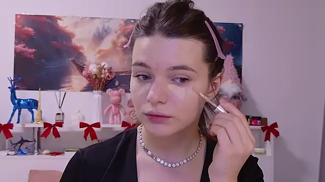 Nellie Medina online show from January 2026 04:21:02 PM