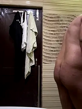 Snapshot of skyisthelimit12 chatting on November 2025 01:37:01 AM skyisthelimit12 online show from November 2025 01:37:01 AM