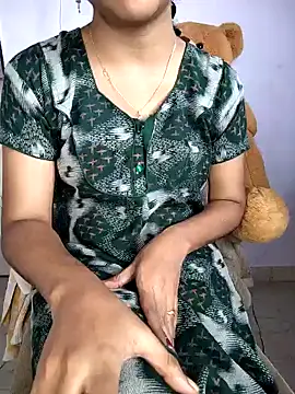 lovelygirl4567 online show from November 2025 07:30:01 AM