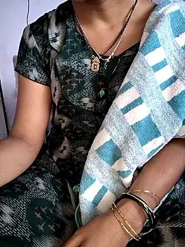 lovelygirl4567 online show from January 2026 06:59:02 AM