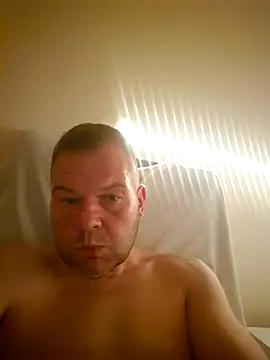 Snapshot of maxmario3 chatting on June 2026 09:46:01 PM maxmario3 online show from June 2026 09:46:01 PM