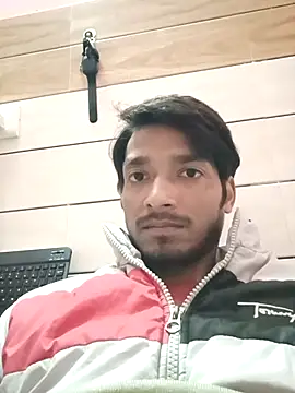 Snapshot of Tarun_0026 chatting on January 2025 01:12:01 PM Tarun 0026 online show from January 2025 01:12:01 PM