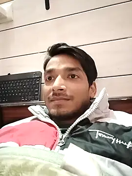 Snapshot of Tarun_0026 chatting on February 2025 01:33:02 PM Tarun 0026 online show from February 2025 01:33:02 PM
