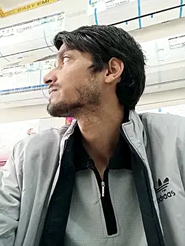 Snapshot of Tarun_0026 chatting on March 2025 10:03:01 AM Tarun 0026 online show from March 2025 10:03:01 AM