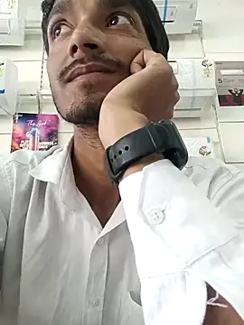 Snapshot of Tarun_0026 chatting on March 2025 09:01:02 AM Tarun 0026 online show from March 2025 09:01:02 AM