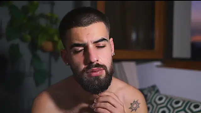 HairyRobxxx online show from September 2025 04:51:02 PM