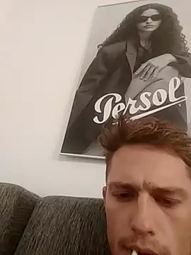 Snapshot of Hessebub chatting on September 2025 01:16:02 AM Hessebub online show from September 2025 01:16:02 AM