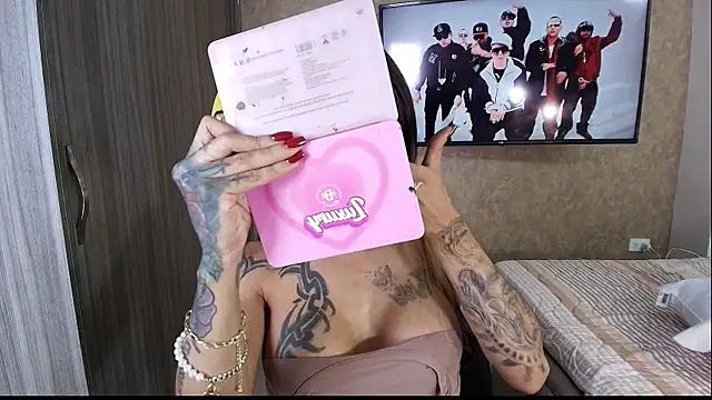 sexy melany xxx online show from December 2024 08:44:02 AM