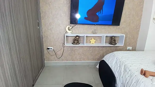 sexy melany xxx online show from December 2024 12:17:02 PM