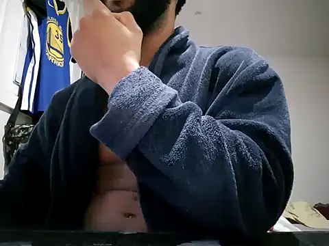 Snapshot of kevi_cocks chatting on December 2024 03:34:01 AM kevi cocks online show from December 2024 03:34:01 AM