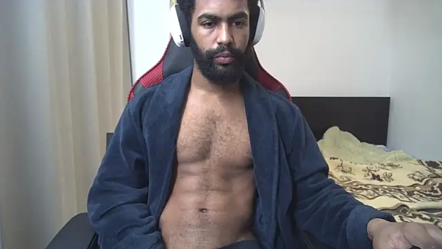 Snapshot of kevi_cocks chatting on March 2025 04:01:01 PM kevi cocks online show from March 2025 04:01:01 PM