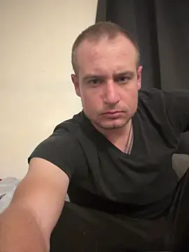 Snapshot of Golden_Alex chatting on December 2024 03:20:02 PM Golden Alex online show from December 2024 03:20:02 PM