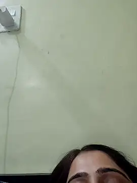 Snapshot of shreya1765 chatting on November 2025 06:17:01 PM shreya1765 online show from November 2025 06:17:01 PM