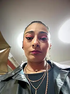 Snapshot of BELLA--26 chatting on October 2025 02:06:01 PM BELLA--26 online show from October 2025 02:06:01 PM