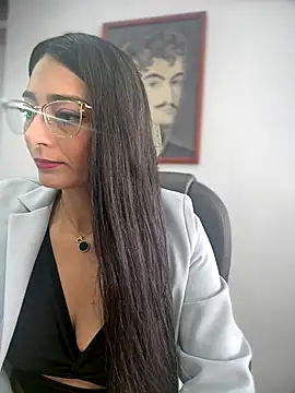 Snapshot of BELLA--26 chatting on November 2025 02:29:02 PM BELLA--26 online show from November 2025 02:29:02 PM