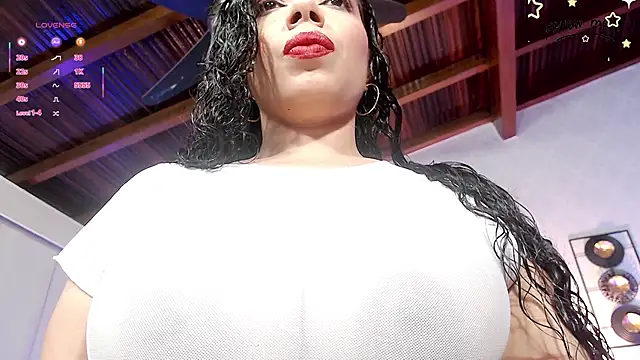 harper ziu online show from November 2025 12:11:01 PM