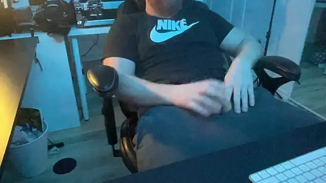 ozmit online show from January 2025 10:11:02 PM