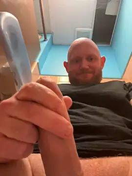 ozmit online show from February 2025 09:54:01 PM